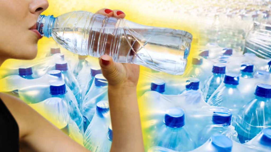 Les bouteilles d'eau en plastique, c'est fini ? Voici ce qui les remplacera !