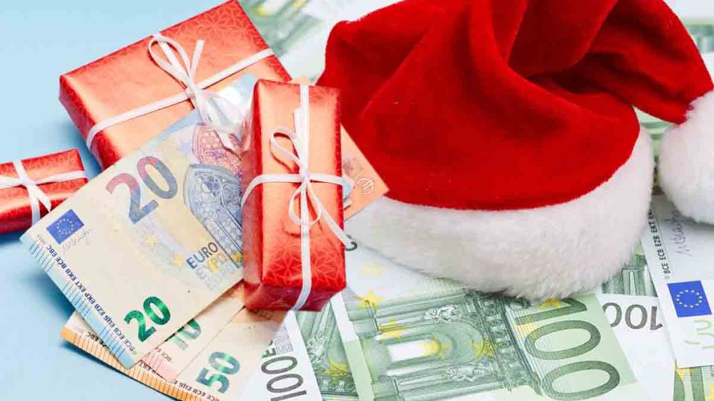 Prime de Noël : qui bénéficiera de cette aide versée par la CAF, la MSA et Pôle emploi en 2023 ?