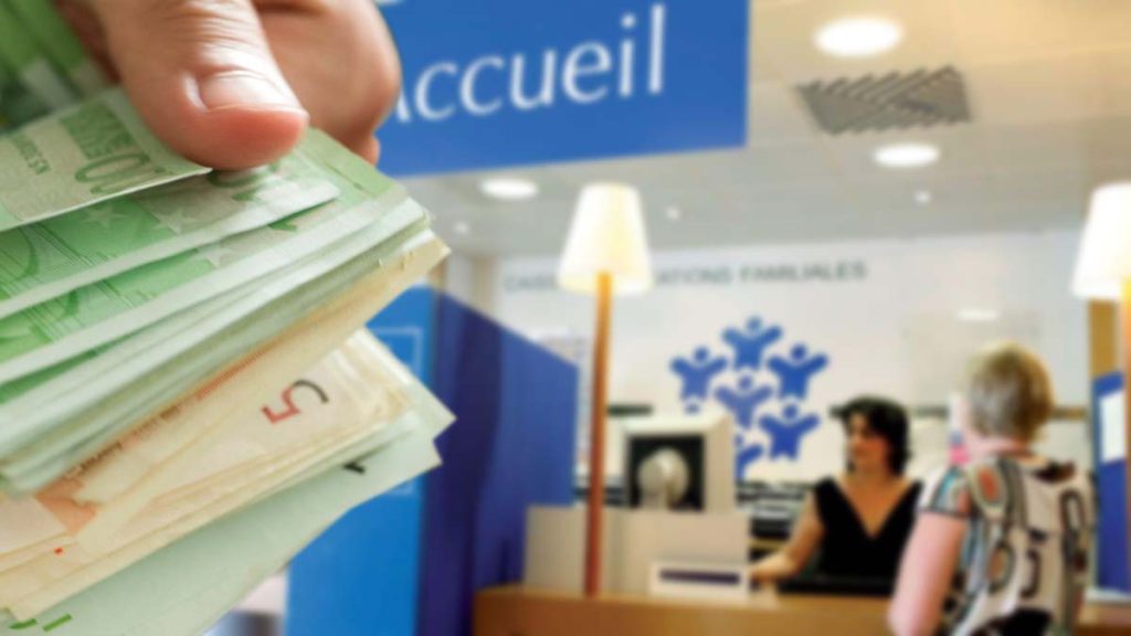Revalorisation des aides sociales : découvrez les nouveaux montants pour 2024 du RSA, AAH, AEEH,...