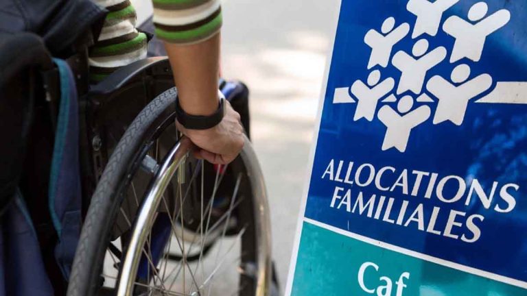 Quels sont les nouveaux montants de l’allocation adultes handicapés en 2025 ?