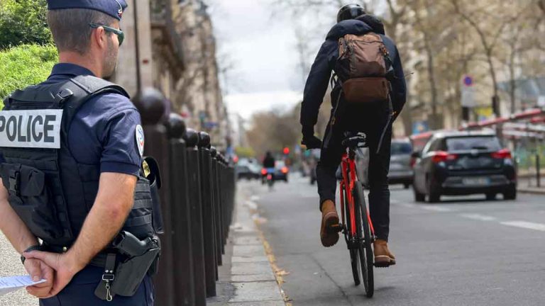 Si je roule sur mon vélo et que je commets une infraction, puis-je perdre des points sur mon permis de conduire ?