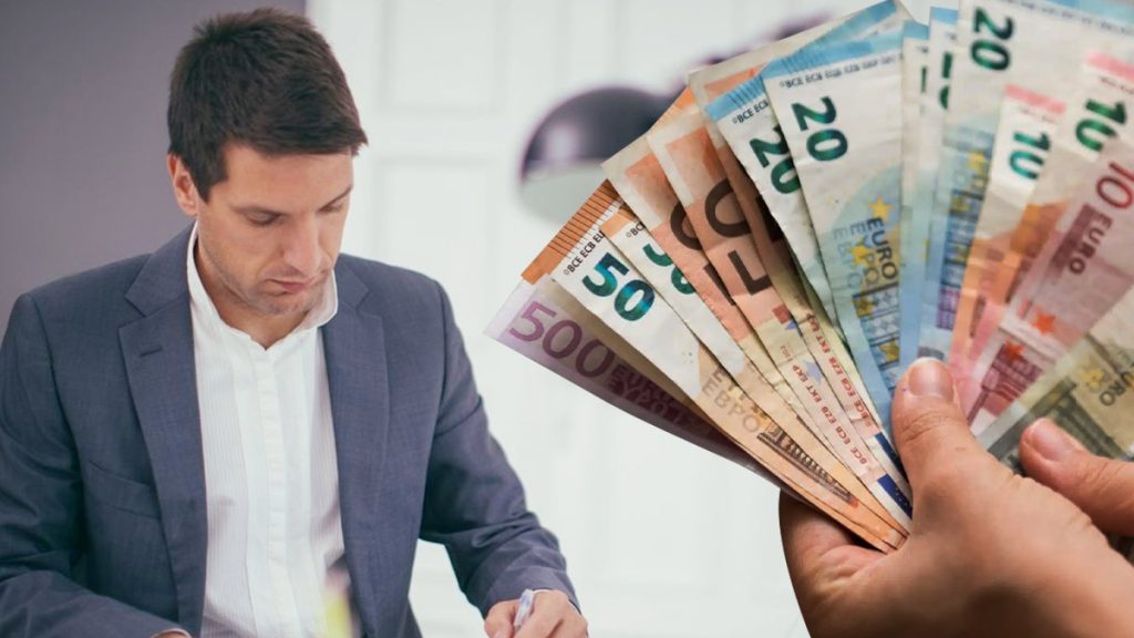 « 7 500 euros par mois ! Pourquoi ce métier essentiel peine à séduire les candidats ? »