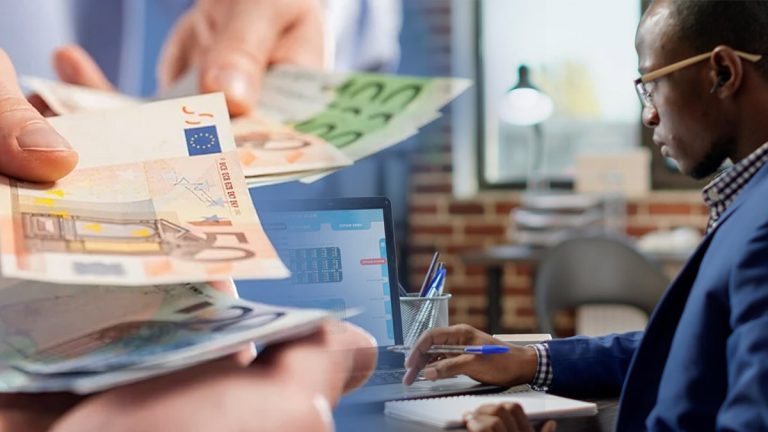 C'est décidé : les banques restreindront les comptes courants à 2.000 euros dès cette date.