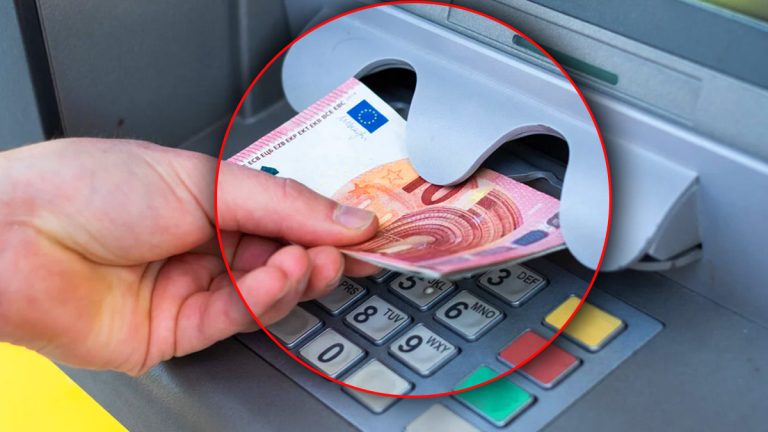 Les distributeurs de billets c’est bel et bien terminé, découvrez la nouvelle méthode pour retirer de l’argent qui fait réagir