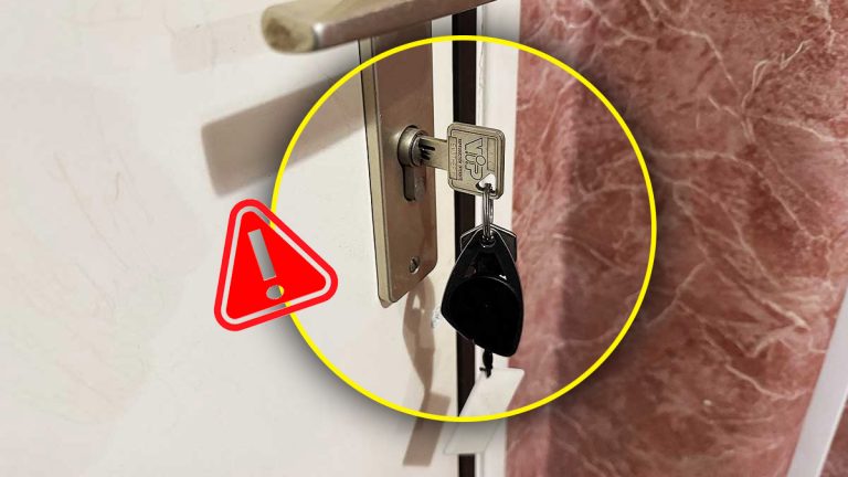 Clés laissées dans la serrure la nuit : une habitude risquée pour cette raison méconnue
