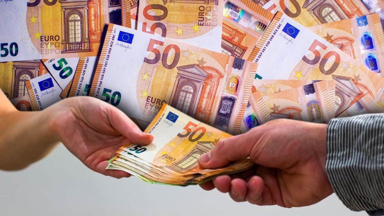 Fini l'argent liquide : ce nouveau système imposé dès octobre 2025 va transformer le paysage de l’argent liquide.