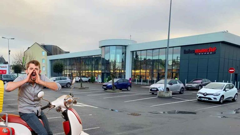 Le parking d’Intermarché devient payant : les clients s’indignent