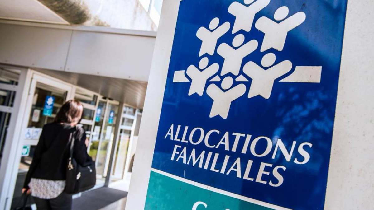 La CAF change ses règles : c’est officiel, si vous gagnez plus que ce montant vous ne toucherez plus d’allocations