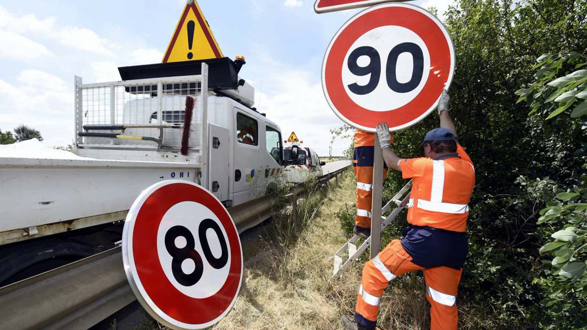La limitation de vitesse à 80 km/h en France c’est fini : le retour à 90 km/h est confirmé à partir de cette date, découvrez les routes concernées