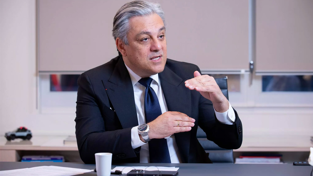 Le patron de Renault dézingue Elon Musk : « une Tesla est froide comme un frigo. Je préfère les voitures qui ont une âme »