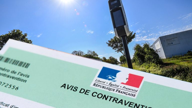 Radars 2025 : 1 conducteur sur 3 risque une amende salée avec ce nouveau piège déjà en service sur les routes !