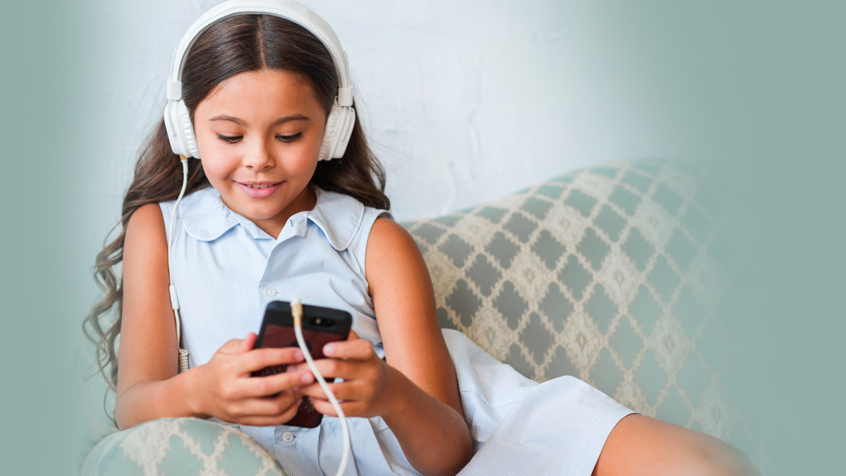 Ni 12 ni 15 ans : l’âge parfait pour offrir un téléphone à votre enfant est enfin révélé par les experts