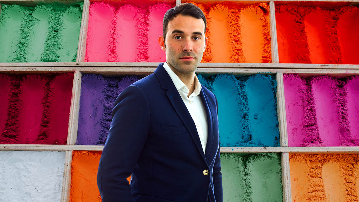 Voici les couleurs secrètes des gens qui inspirent le respect, d’après la psychologie